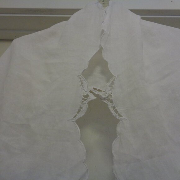 EARLY PAST PRETTY GIRL Vintage White w Cutwork Long Runner - Picture 4 of 5